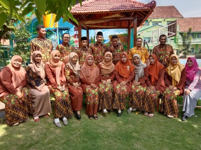 Dewan Guru SMA AVISENA
