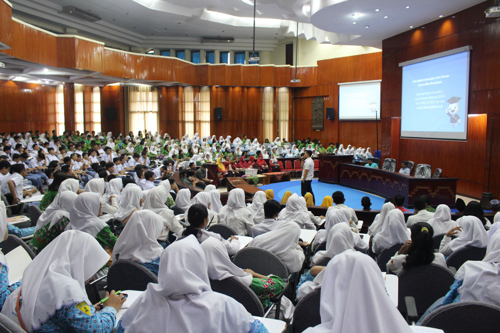 Studi Kampus ke Universitas Brawijaya Malang